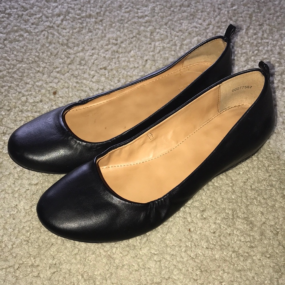 Black flats 7.5